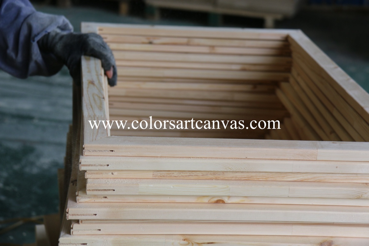 Heavy duty wooden stretcher bar quality control and inspection